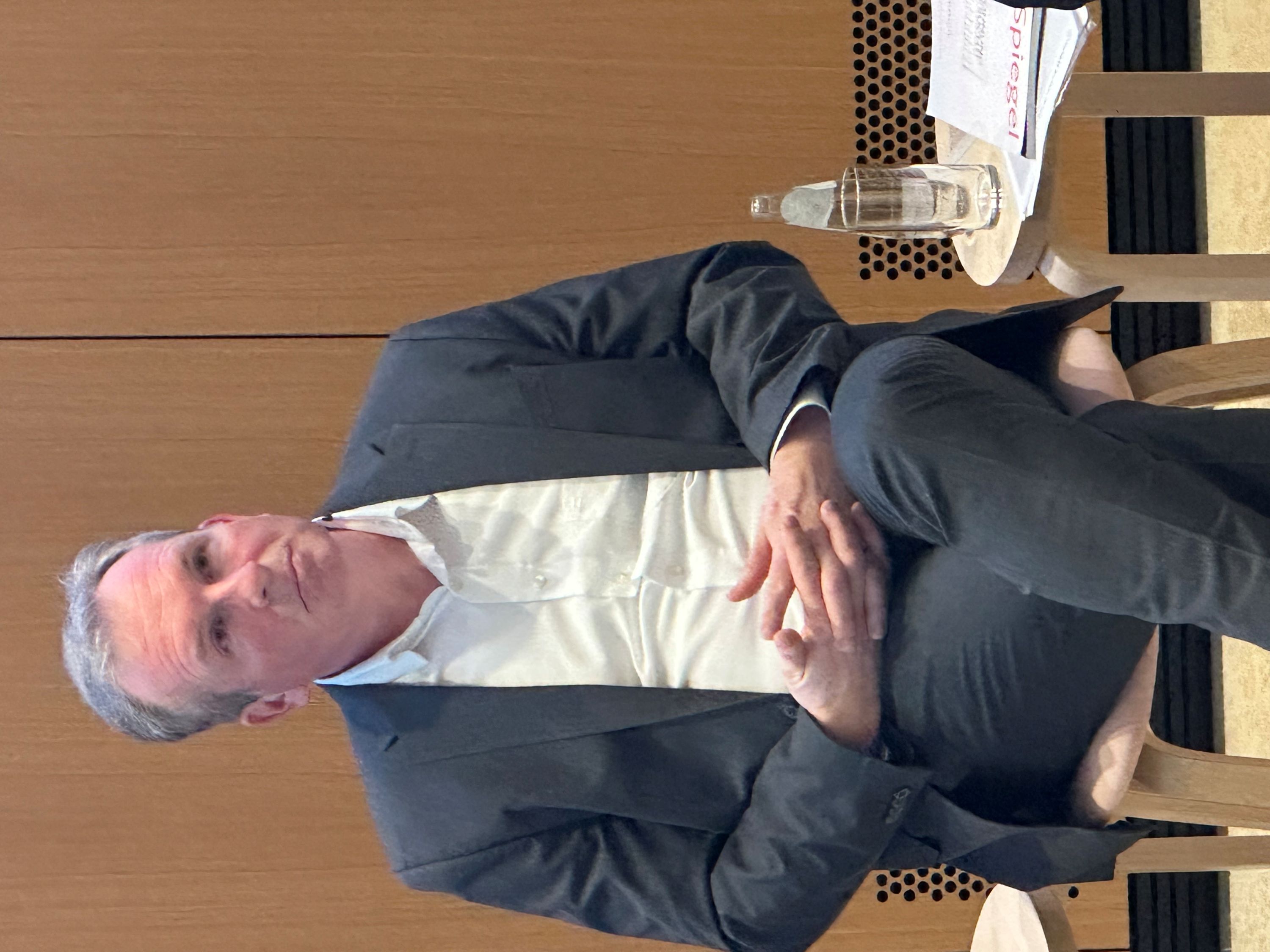 Prof. Dr. Michael Voigtländer vom Institut der deutschen Wirtschaft Köln sprach beim VBKI über Wohnungsbau, wirtschaftliches Wachstum und die Folgen der Vergesellschaftungsdebatte für Berlin | BERLINboxx